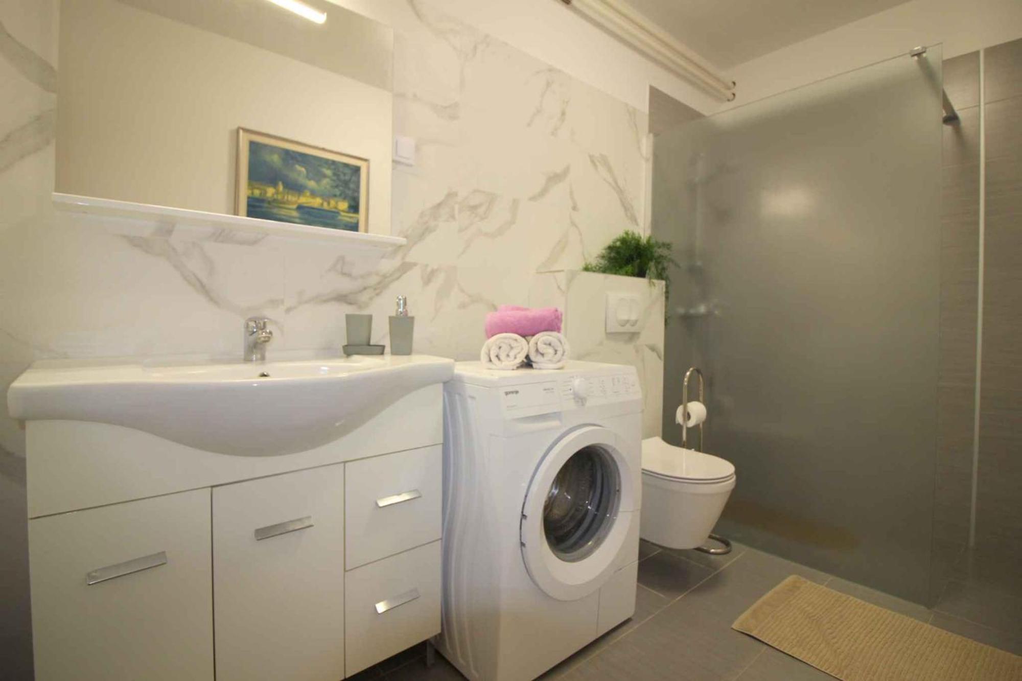 Apartments In Porec/Istrien 9923 ภายนอก รูปภาพ